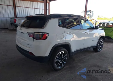 2024 Jeep Compass Limited 4X4 from USA, damaged, VIN 3C4NJDCN6RT597494